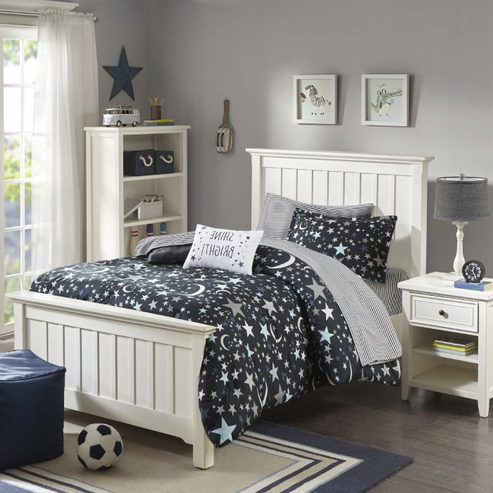 girls' bedroom themes with stars and moons