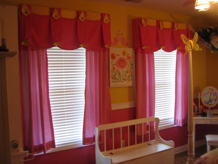 girls' bedroom window treatment and blind ideas