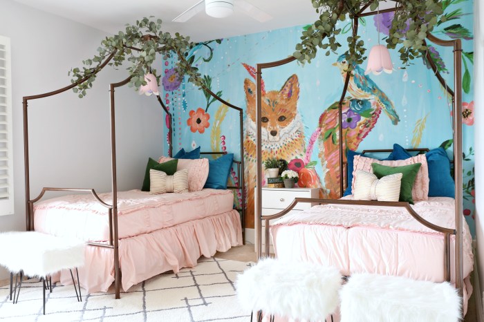 minimalist and clutter-free girls' bedroom setups