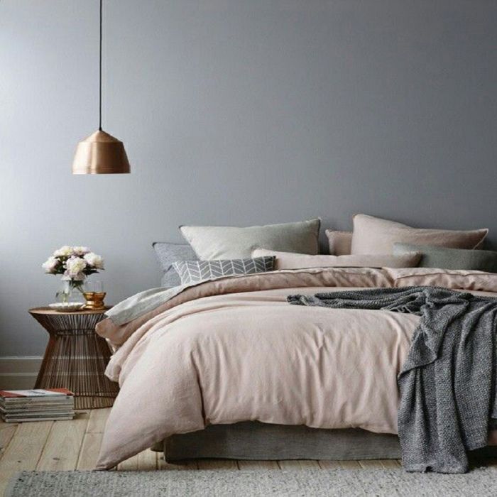 incorporating metallic elements in bedroom decoration