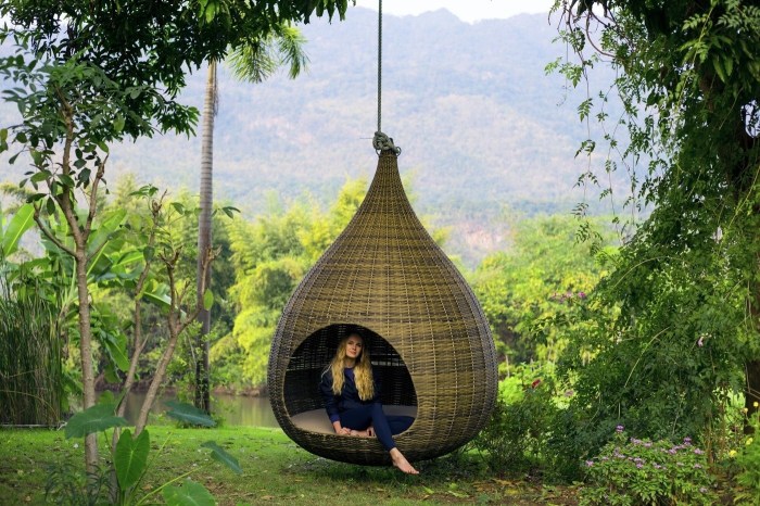 outdoor-inspired indoor hanging chairs for nature lovers terbaru