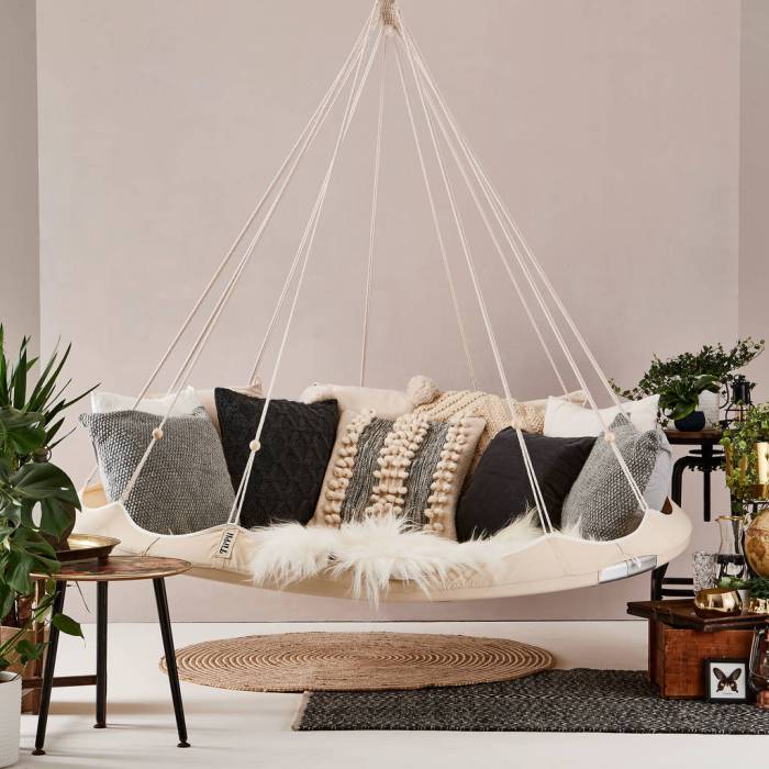 outdoor-inspired indoor hanging chairs for nature lovers terbaru