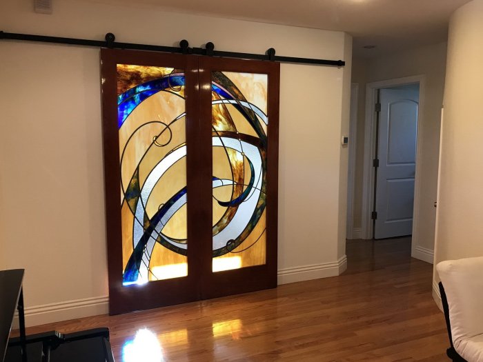 bedroom doors with stained glass details terbaru